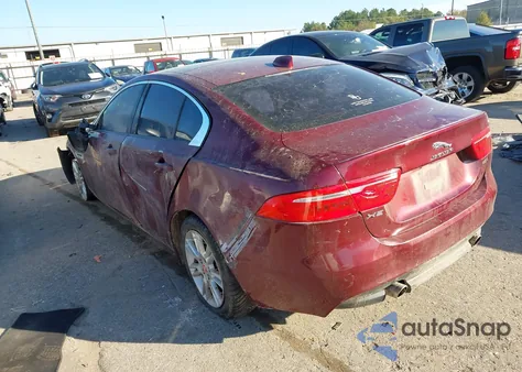 2017 Jaguar Xe 25T Premium z USA, uszkodzony, nr VIN SAJAD4BGXHA964445